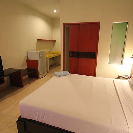 Paradise Resort Ban Nong Pla Lai Exteriör bild