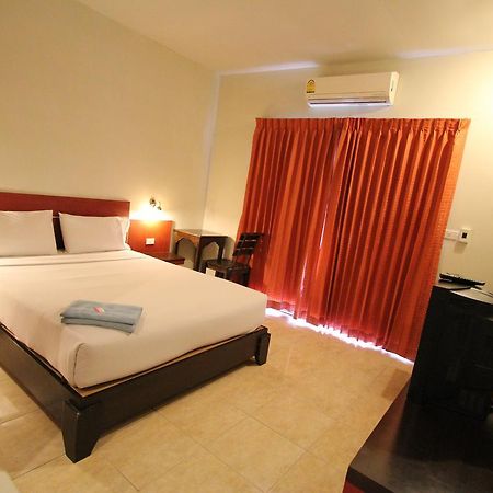 Paradise Resort Ban Nong Pla Lai Exteriör bild