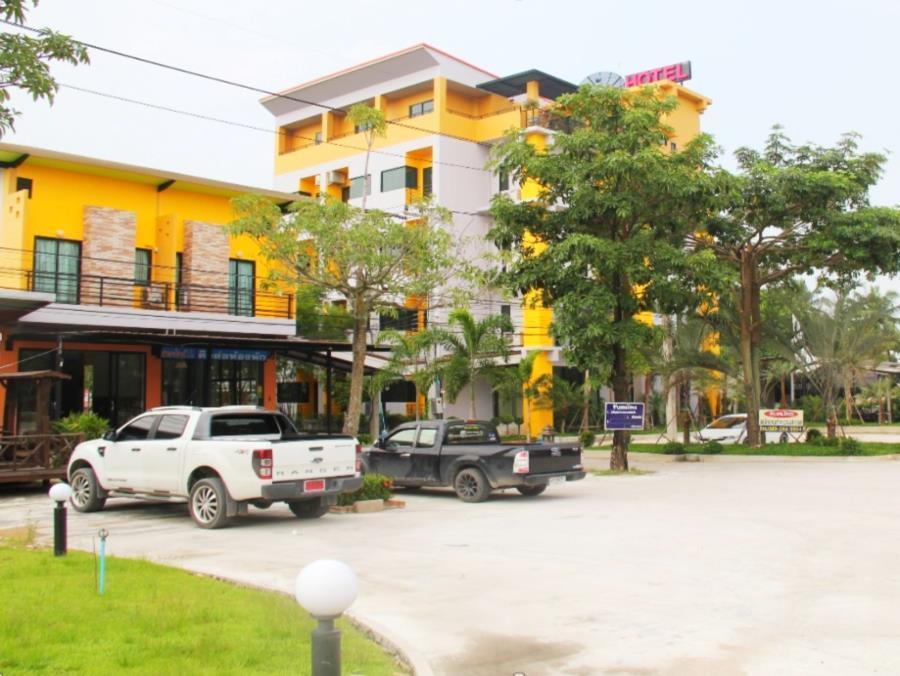 Paradise Resort Ban Nong Pla Lai Exteriör bild