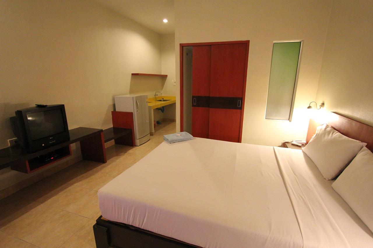 Paradise Resort Ban Nong Pla Lai Exteriör bild