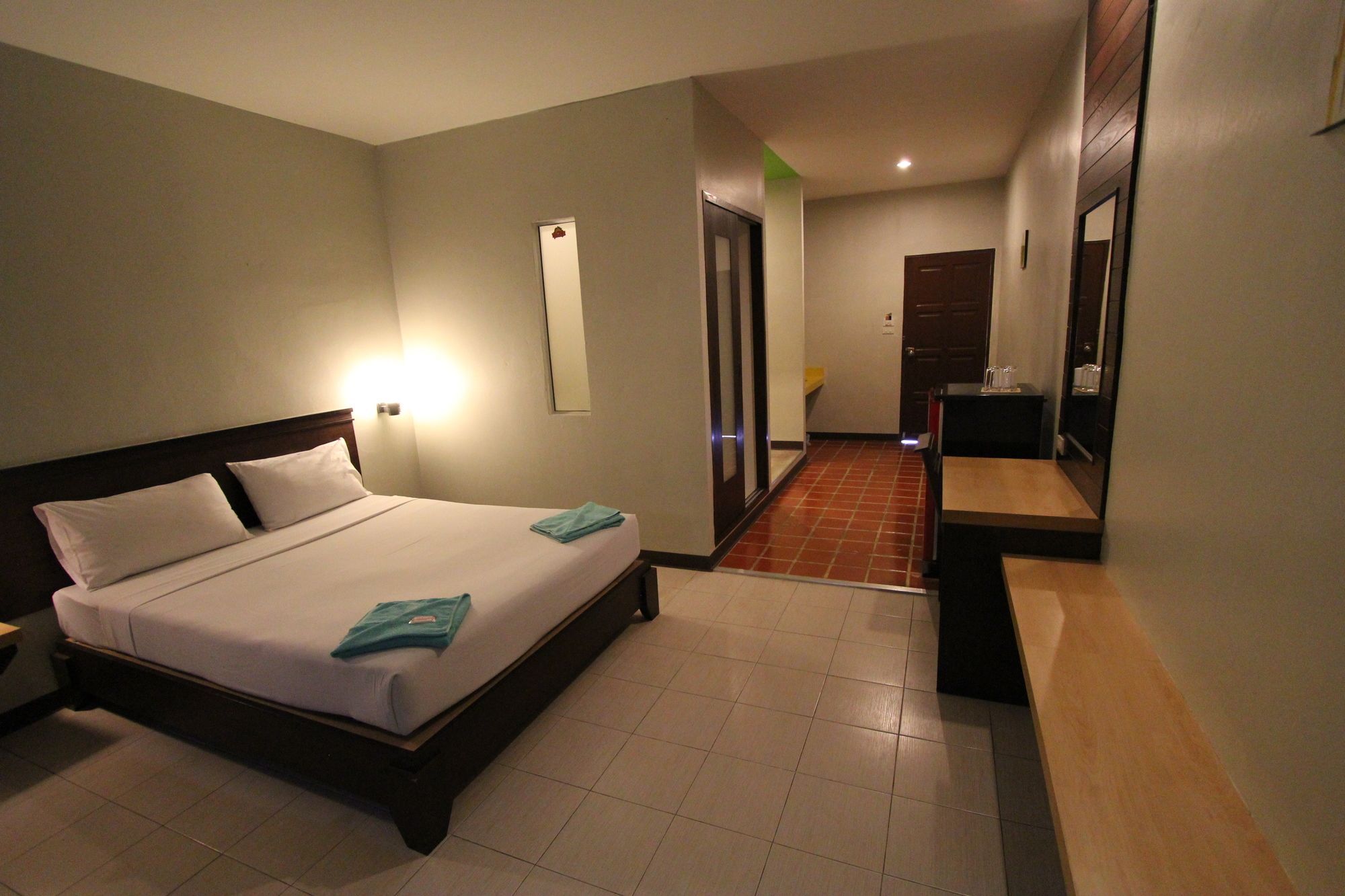 Paradise Resort Ban Nong Pla Lai Exteriör bild