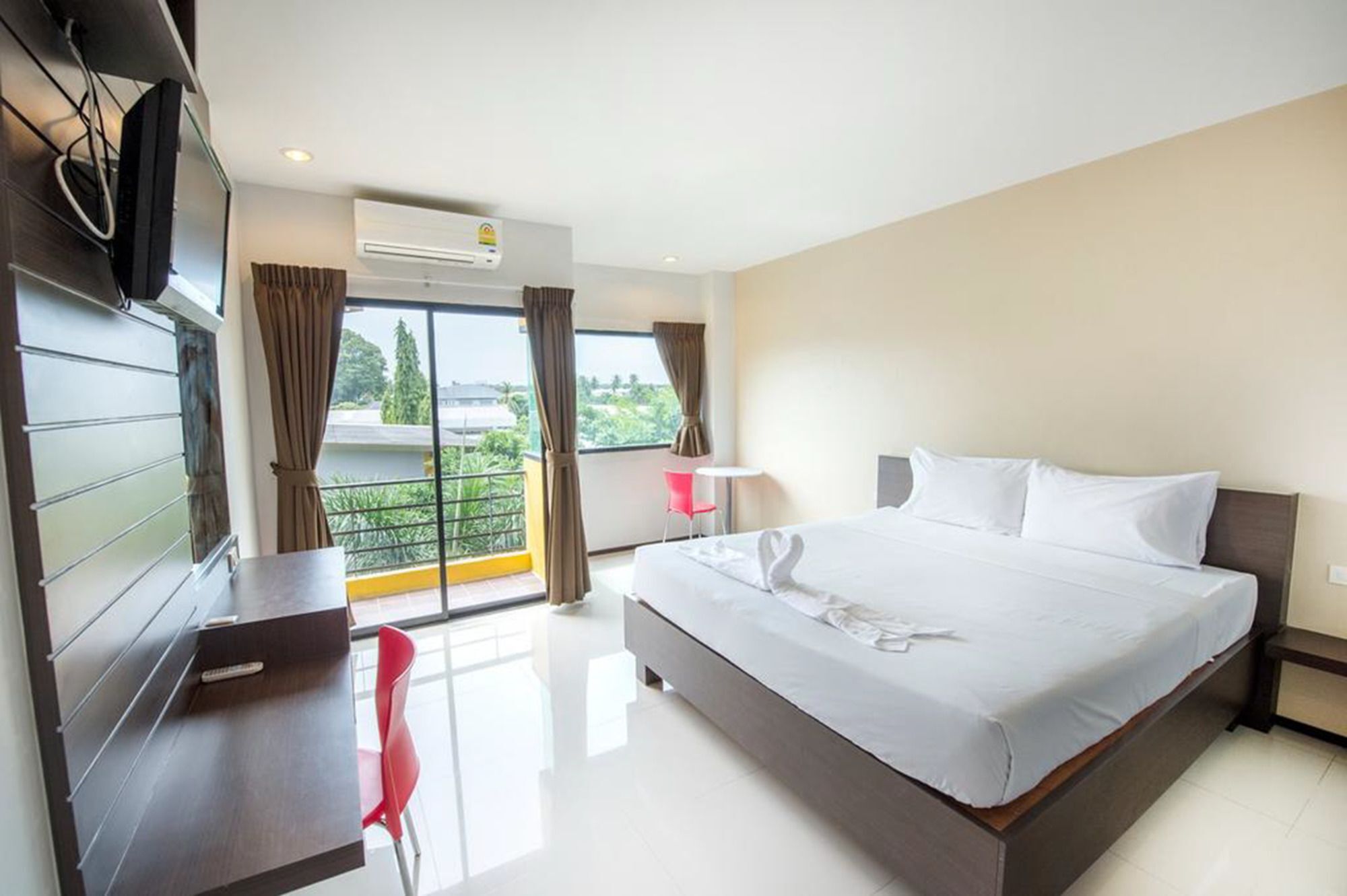 Paradise Resort Ban Nong Pla Lai Exteriör bild